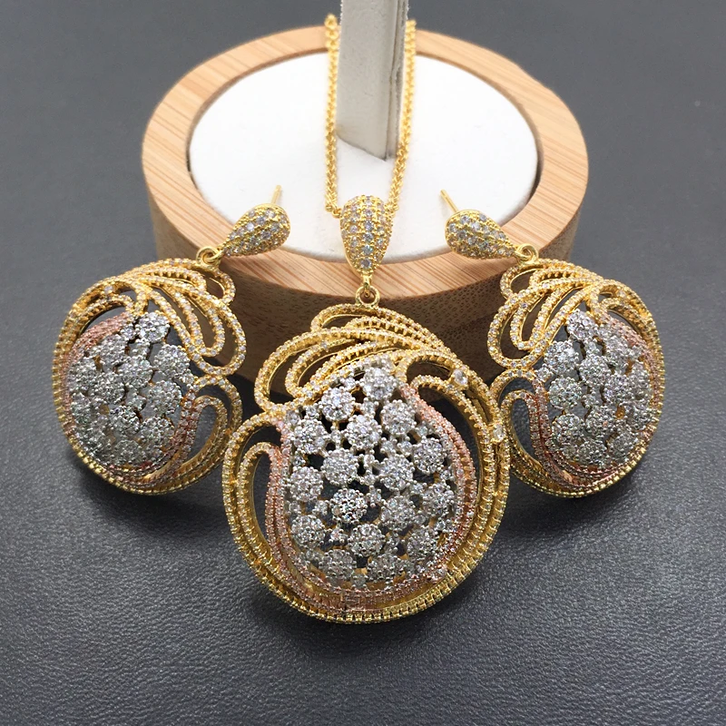 LanRuiSha Jewelry Set Super Luxury Stylish Ball Full Zircon Micro Plated Necklace with Earrings Anniversary Bridal Best Gifts
LanRuiSha Jewelry Set Super Luxury Stylish Ball Full Zircon Micro Plated Necklace with Earrings Anniversary Bridal Best Gifts
