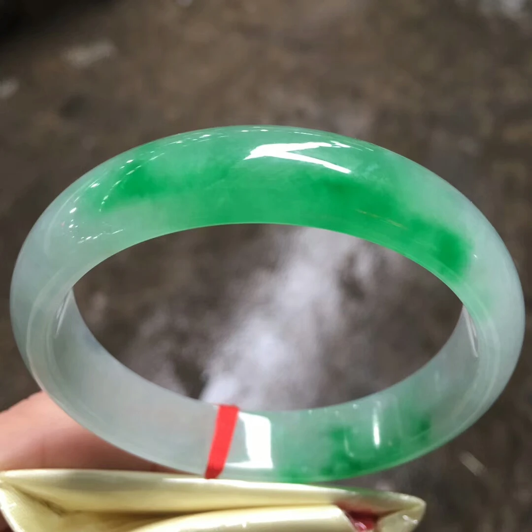 Only One !58.5MM Certified (Grade A)100% Natural Green Jadeite JADE Bracelet Women Bangle
Only One !58.5MM Certified (Grade A)100% Natural Green Jadeite JADE Bracelet Women Bangle