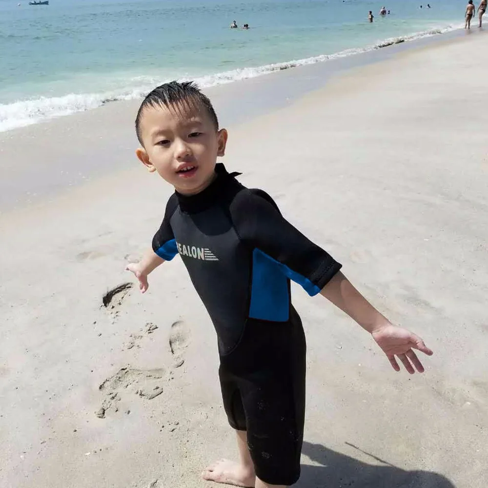 REALON Neoprene Shorty 3MM Kids Wetsuits One-piece Scuba Diving Suit for Boys/Girls Surfing Dive Snorkeling Swimsuit Children
REALON Neoprene Shorty 3MM Kids Wetsuits One-piece Scuba Diving Suit for Boys/Girls Surfing Dive Snorkeling Swimsuit Children