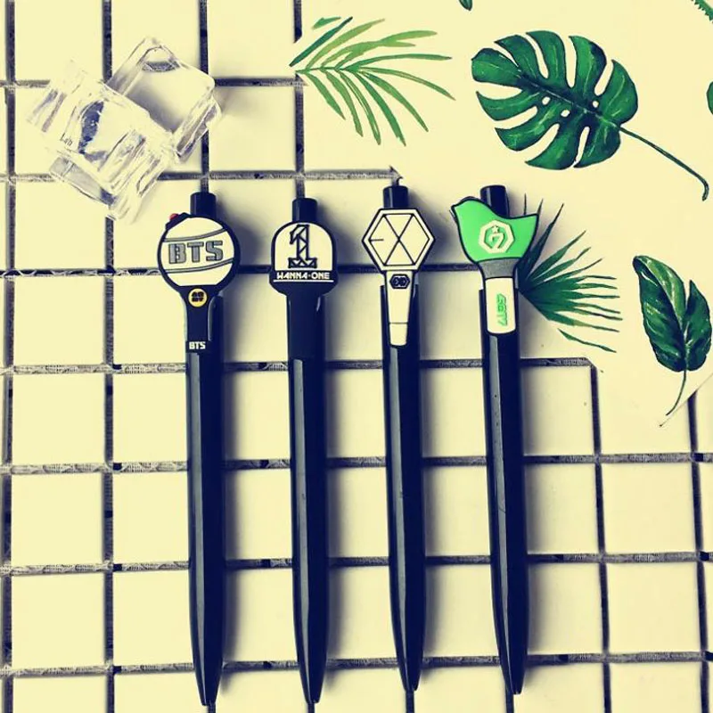 1 Pcs Kawaii Star Pen Ballpoint Pen Got7 Exo Wanna One Black Ink Gel Pen School Supplies
1 Pcs Kawaii Star Pen Ballpoint Pen Got7 Exo Wanna One Black Ink Gel Pen School Supplies