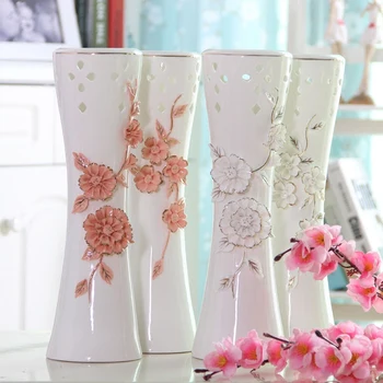 European Chrysanthemum Ceramic Vases Furnishing Articles Fashionable Sitting Room Home Decoration Flower Arrangement R1928
European Chrysanthemum Ceramic Vases Furnishing Articles Fashionable Sitting Room Home Decoration Flower Arrangement R1928