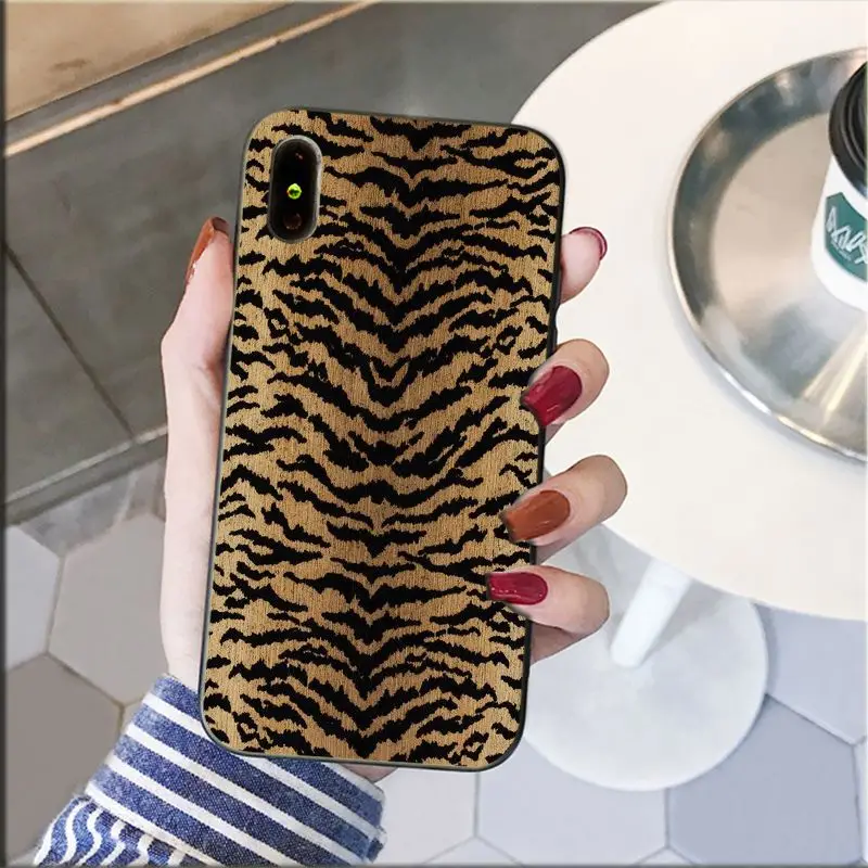 Tiger leopard snake print