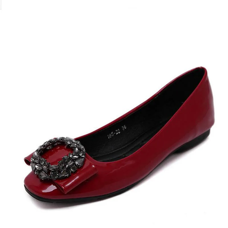 New autumn 2017 fashion diamond Square head Coat of paint Flat shoes PU leather relaxation the bottom Single shoes 35-40 yards
New autumn 2017 fashion diamond Square head Coat of paint Flat shoes PU leather relaxation the bottom Single shoes 35-40 yards