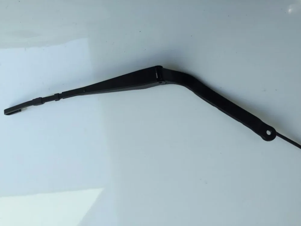 Original Pure SHACMAN Delong New M3000 wiper arm DZ15221740010 / DZ15221740015 / DZ15221740016
Original Pure SHACMAN Delong New M3000 wiper arm DZ15221740010 / DZ15221740015 / DZ15221740016
