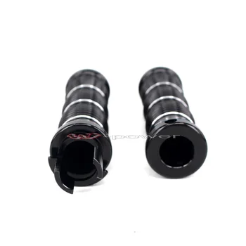 Motorcycle Parts Black CNC Aluminum Handlebars Hand Grips Motors For Indian Chief Classic Roadmaster 2014-2018
Motorcycle Parts Black CNC Aluminum Handlebars Hand Grips Motors For Indian Chief Classic Roadmaster 2014-2018