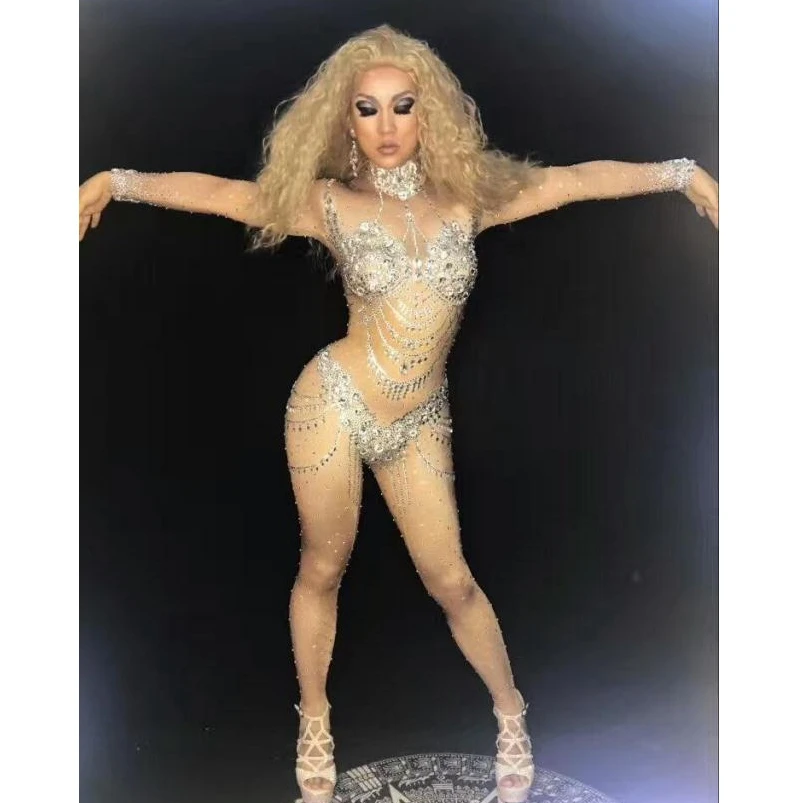 Customized Female Singer Nightclub Pole Dance Wear Fake Nude Jumpsuit Sparkly Crystal Rhinestone Stage Performance Costumes
Customized Female Singer Nightclub Pole Dance Wear Fake Nude Jumpsuit Sparkly Crystal Rhinestone Stage Performance Costumes
