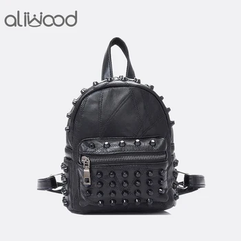 2017 Genuine Leather Women Backpacks Famous Brand Sheepskin Rivet Backpack Female School Bag For Teenagers Girls Travel Mochilas
2017 Genuine Leather Women Backpacks Famous Brand Sheepskin Rivet Backpack Female School Bag For Teenagers Girls Travel Mochilas