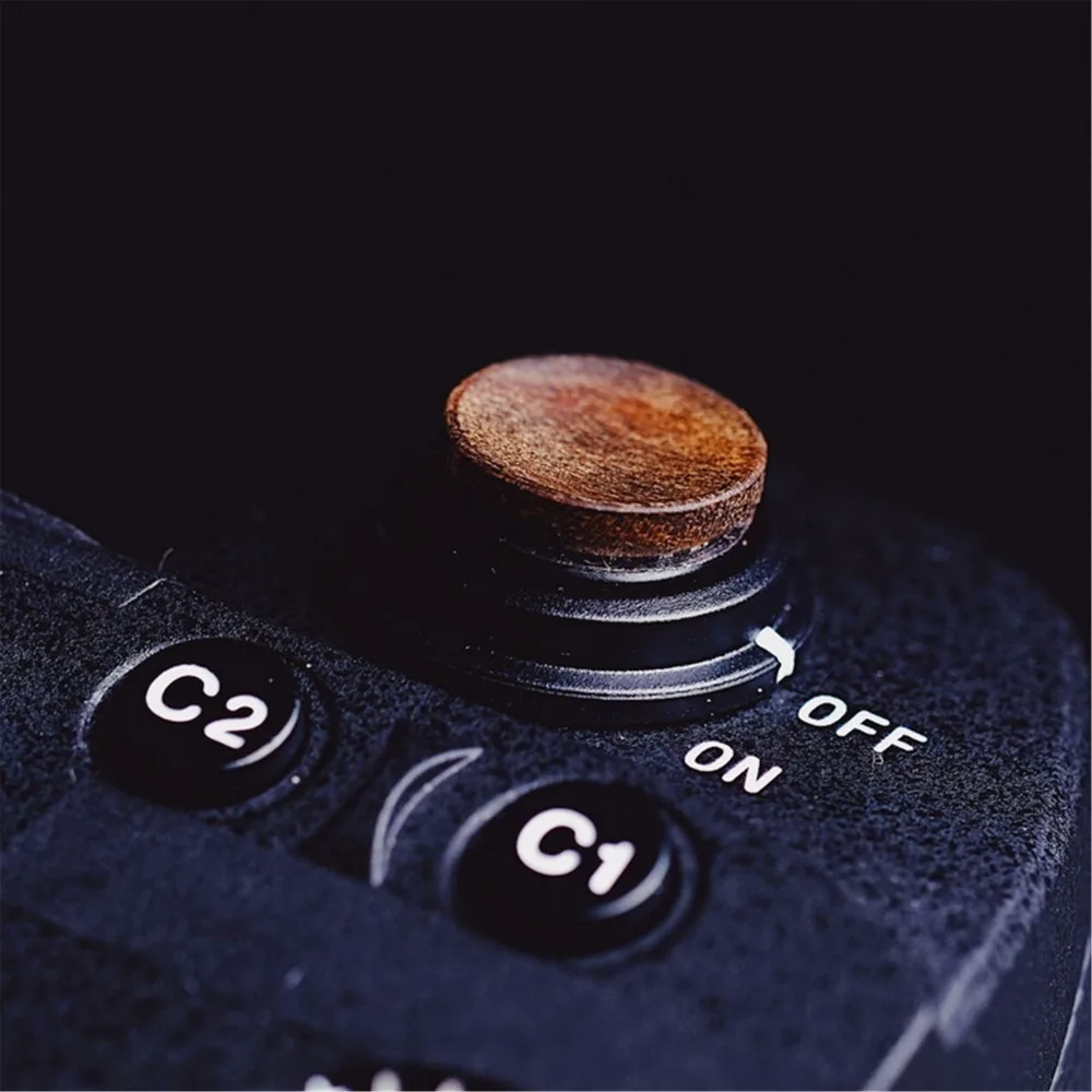 Wooden Wood Soft Shutter Release Button WITH STICKER For Sony A9 A7m3 A7RIII ILCE-7RM3 A7R MKIII
Wooden Wood Soft Shutter Release Button WITH STICKER For Sony A9 A7m3 A7RIII ILCE-7RM3 A7R MKIII