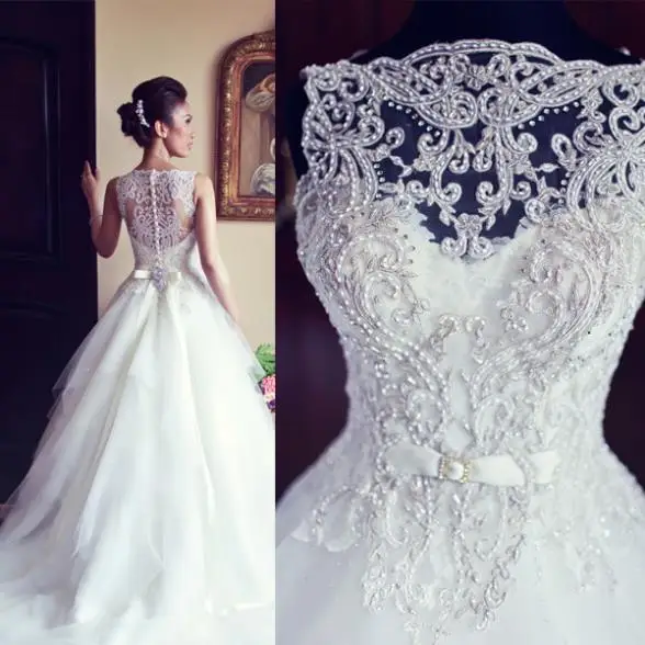 A-Line Wedding Dress With Sheer Straps Buttons Back Bridal Gown Embroidery Vestido Noiva
A-Line Wedding Dress With Sheer Straps Buttons Back Bridal Gown Embroidery Vestido Noiva