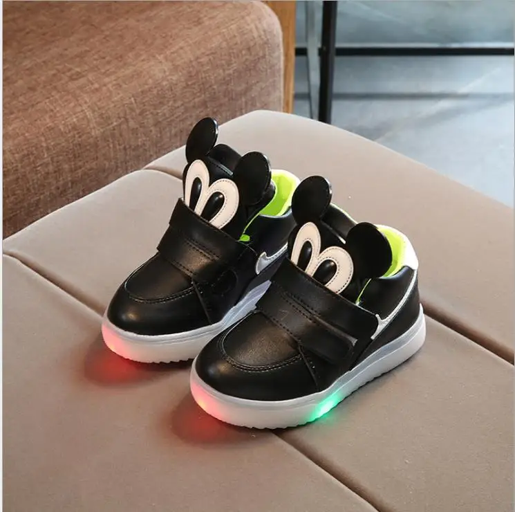 Girls LED lighted Sneaker Spring&Autumn Children Cartoon Boots For Girls Boys Kids Casual Shiny Micky Glowing Soft Shoes EU21-30
Girls LED lighted Sneaker Spring&Autumn Children Cartoon Boots For Girls Boys Kids Casual Shiny Micky Glowing Soft Shoes EU21-30