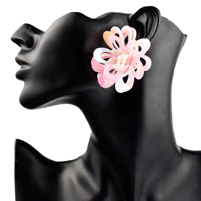 Trendy Women Stud Earrings Hollow Big Flower Pearl Earrings for Women Girl Vintage Brincos Ear Jewelry Gift Wholesale
Trendy Women Stud Earrings Hollow Big Flower Pearl Earrings for Women Girl Vintage Brincos Ear Jewelry Gift Wholesale