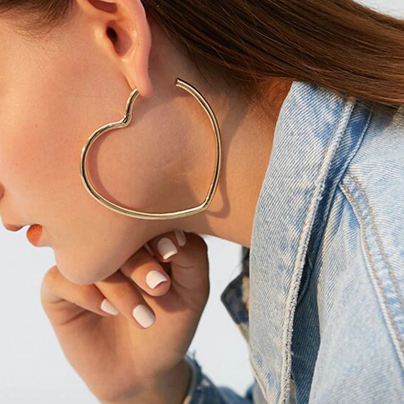 2019 Hot Metal Drop Dangle Earrings Punk Fashion Women Geometric Heart Earrings For Party Wedding Jewelry Valentine's Day Gift
2019 Hot Metal Drop Dangle Earrings Punk Fashion Women Geometric Heart Earrings For Party Wedding Jewelry Valentine's Day Gift