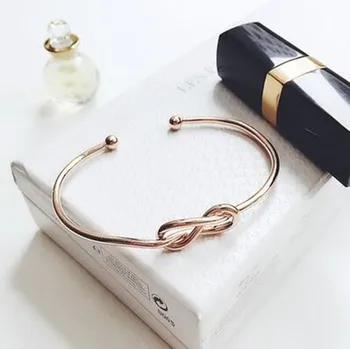 Hot Sale Original design very simple about pure copper casting knot open metal bracelet fashion bracelet 
Hot Sale Original design very simple about pure copper casting knot open metal bracelet fashion bracelet