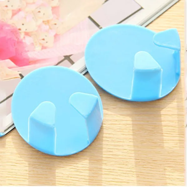 2Pcs Practical Self-AdheSive Power Plug Socket Holder Sticky Hooks Home Hotel Wall Hanger Storage Tools DC156
2Pcs Practical Self-AdheSive Power Plug Socket Holder Sticky Hooks Home Hotel Wall Hanger Storage Tools DC156