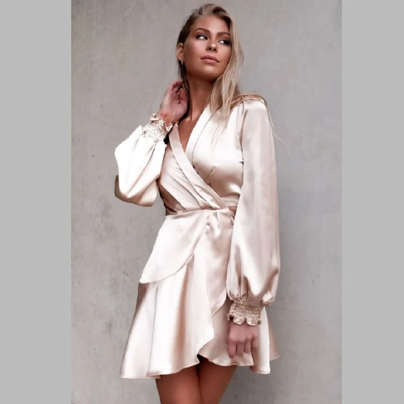 Zmvkgsoa Elegant women satin dresses ruffle long sleeve lady wrap dress Autumn winter sexy female vestidos festa Y10806
Zmvkgsoa Elegant women satin dresses ruffle long sleeve lady wrap dress Autumn winter sexy female vestidos festa Y10806