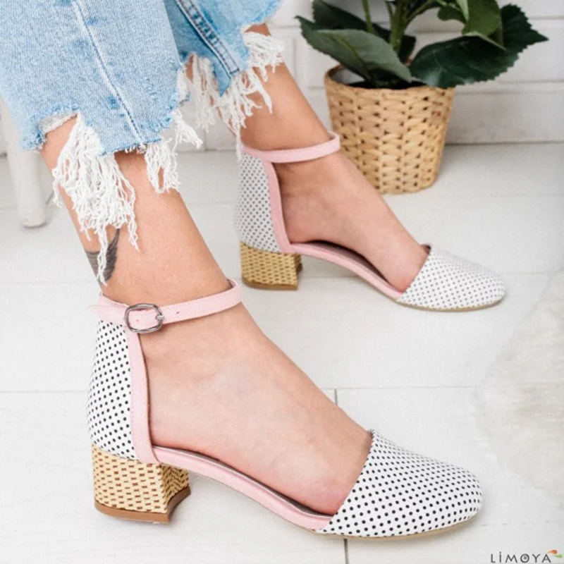 Oeak 2019 Women Fashion Sandals Summer Round Toe Dot Shoes Casual Buckle Strap Rome Shoes Low Heel Sandals Shoes Plus Size 43
Oeak 2019 Women Fashion Sandals Summer Round Toe Dot Shoes Casual Buckle Strap Rome Shoes Low Heel Sandals Shoes Plus Size 43