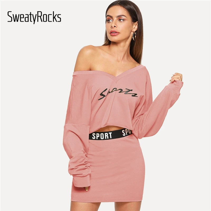 SweatyRocks Letter Print V Neck Top And Skinny Skirt Set Long Sleeve Sexy Two Piece Set 2019 Summer Women Streetwear Outfits
SweatyRocks Letter Print V Neck Top And Skinny Skirt Set Long Sleeve Sexy Two Piece Set 2019 Summer Women Streetwear Outfits