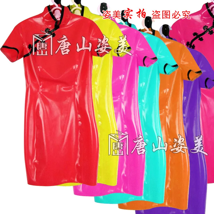 Womens Latex Rubber Back Zipper Mini Dress Cheongsam Made of 100% natural latex with black trims
Womens Latex Rubber Back Zipper Mini Dress Cheongsam Made of 100% natural latex with black trims