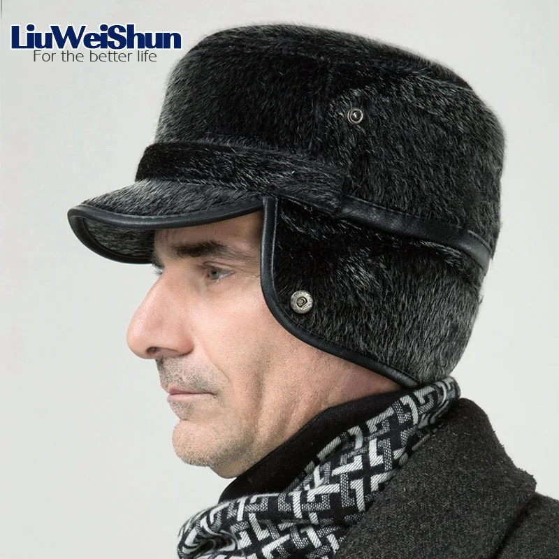 Winter Thicken Flat Top Bomber Hats Men Top Quality Russian Snow Hat with Earflaps Retro Faux Fur Warm Outdoor Bonnet for Men
Winter Thicken Flat Top Bomber Hats Men Top Quality Russian Snow Hat with Earflaps Retro Faux Fur Warm Outdoor Bonnet for Men