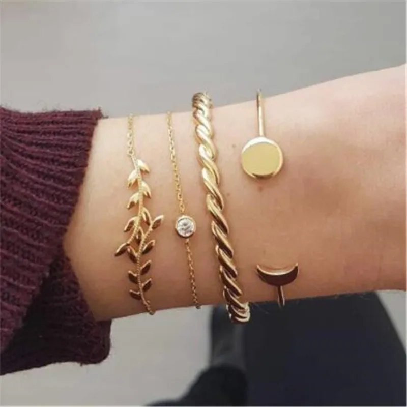 Ahmed 4pcs/set Gold Chain Leaves Moon Sun Crystal Distortion Open Bracelet Set for Women Girl Charm Beach Bangle Fashion Jewelry
Ahmed 4pcs/set Gold Chain Leaves Moon Sun Crystal Distortion Open Bracelet Set for Women Girl Charm Beach Bangle Fashion Jewelry