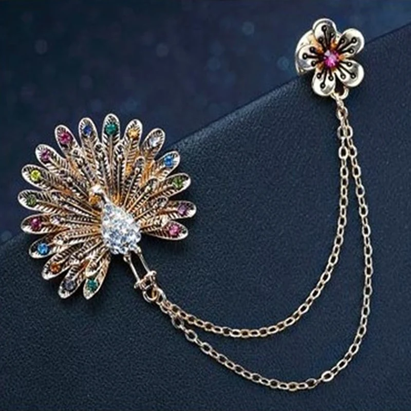 New European Fashion Jewelry Gold Crystal Brooches for Women men Chain Tassel Brooch Lovely Peacock Brooch Pin
New European Fashion Jewelry Gold Crystal Brooches for Women men Chain Tassel Brooch Lovely Peacock Brooch Pin