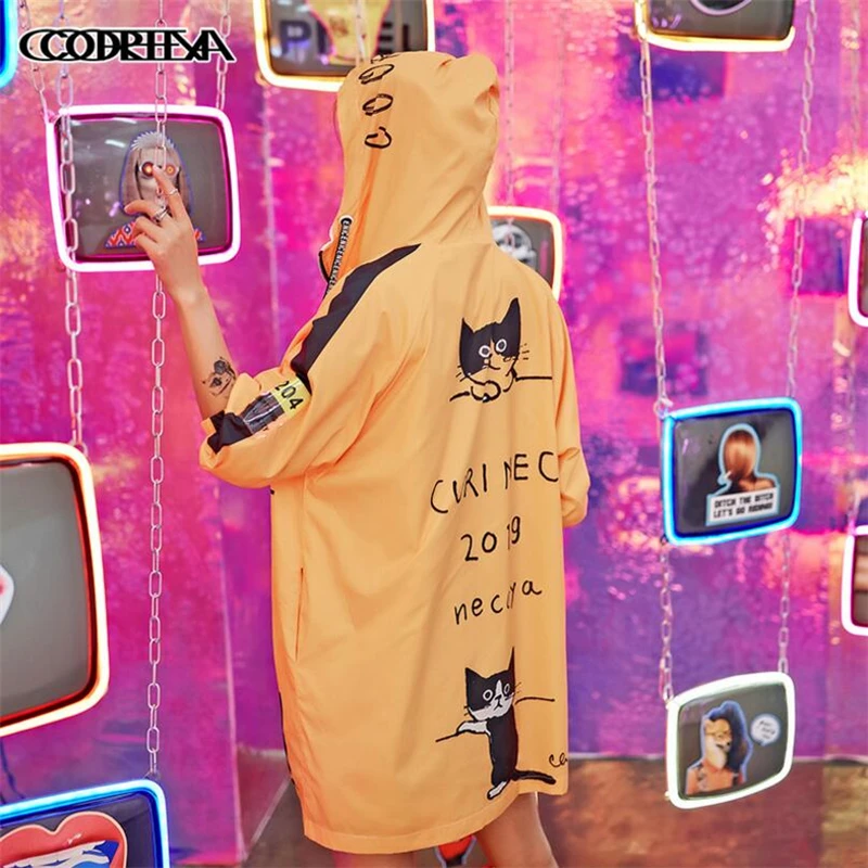 2019 New Cute Cartoon Cat Printed Casual Harajuku Loose Long Jacket Women Long Sleeve Hooded sunscreen Coat Thin Jackets Women
2019 New Cute Cartoon Cat Printed Casual Harajuku Loose Long Jacket Women Long Sleeve Hooded sunscreen Coat Thin Jackets Women