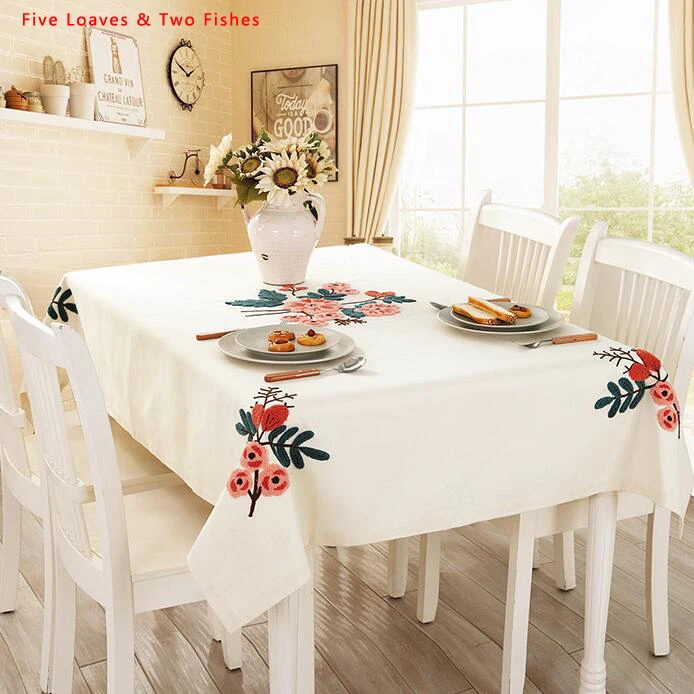 Hot Sale Tablecloths New Velvet Embroidery Flowers Thicker Cotton Linen Tablecloth Rectangular Round Table Cloth Table Cover
Hot Sale Tablecloths New Velvet Embroidery Flowers Thicker Cotton Linen Tablecloth Rectangular Round Table Cloth Table Cover