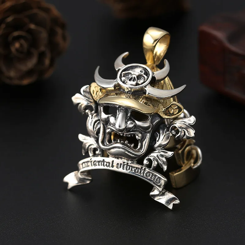 Brass Japanese Samurai Armor 925 Sterling Silver Face Mark Mens Pendant D299 (Necklace 24inch)
Brass Japanese Samurai Armor 925 Sterling Silver Face Mark Mens Pendant D299 (Necklace 24inch)