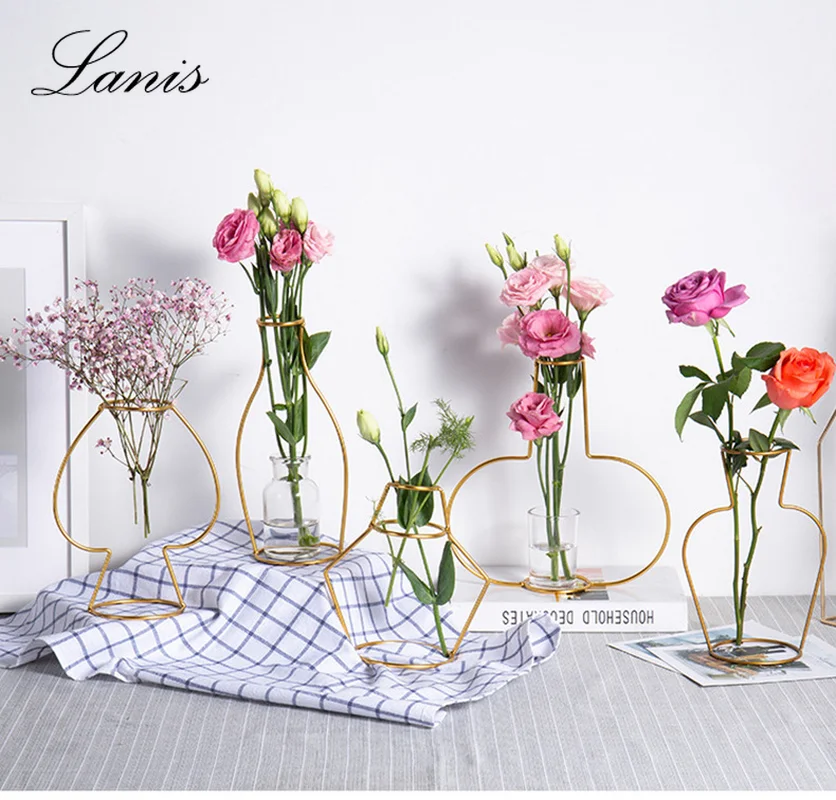 New Gold-plated Vase Desk Face Nordic Ins Wind Creative Geometric Metal Test Tube Extremely Simple Abstract Pot
New Gold-plated Vase Desk Face Nordic Ins Wind Creative Geometric Metal Test Tube Extremely Simple Abstract Pot