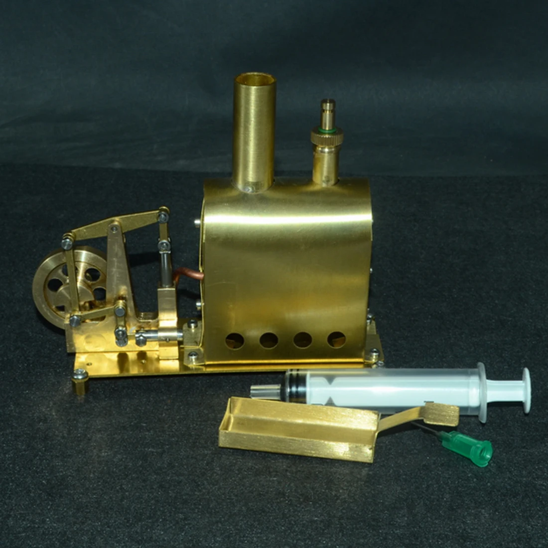 11.3 X 4.5 X 10CM Mini Pure Copper Steam Engine Model With Boiler Creative Gift Set Educational Science Toys For Children Adult
11.3 X 4.5 X 10CM Mini Pure Copper Steam Engine Model With Boiler Creative Gift Set Educational Science Toys For Children Adult