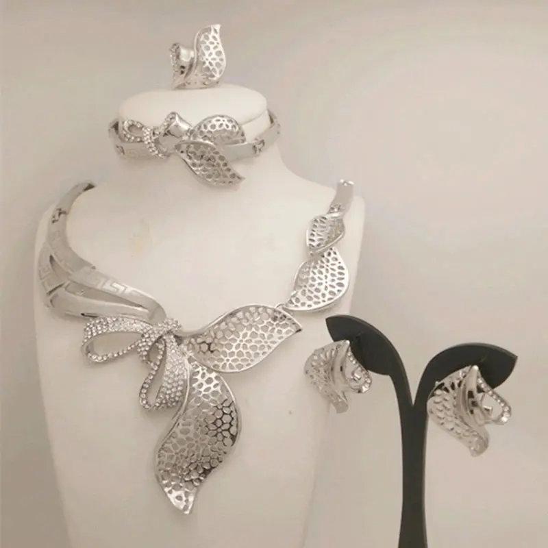 Kingdom Ma Wedding Accessories Zinc Alloy Jewelry Floating Charms Wholesale Vogue Woman Costume African Jewelry Sets
Kingdom Ma Wedding Accessories Zinc Alloy Jewelry Floating Charms Wholesale Vogue Woman Costume African Jewelry Sets