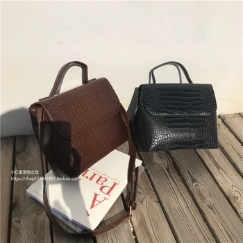 Casual Alligator Handbags Women Crocodile Pattern Messenger Bags Women PU Leather Shoulder Crossbody Bag Female Purse Hot Sale
Casual Alligator Handbags Women Crocodile Pattern Messenger Bags Women PU Leather Shoulder Crossbody Bag Female Purse Hot Sale
