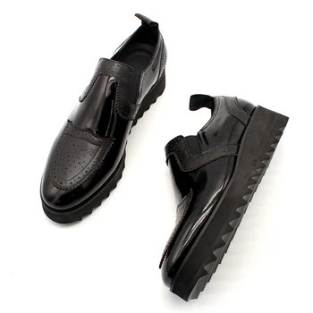 European style black carved thick soled flat shoes men top quality cowhide leather slip on platform shoes height increasing shoe
European style black carved thick soled flat shoes men top quality cowhide leather slip on platform shoes height increasing shoe