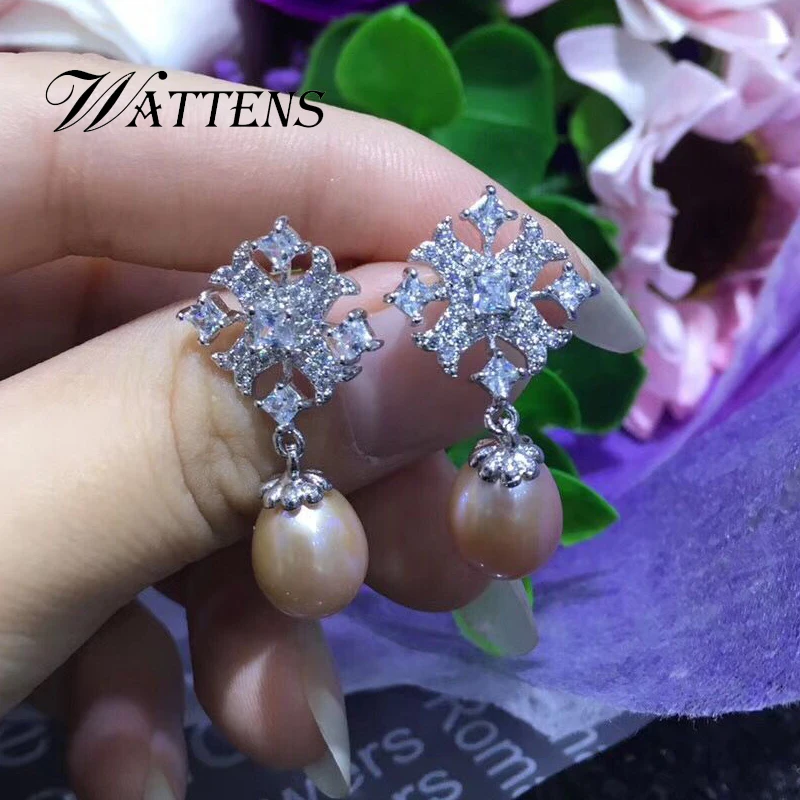 925 Sterling Silver Earrings Natural Pearl Earrings for Women Snowflake Bohemian Zircon Earrings Wedding Party Accessories gift
925 Sterling Silver Earrings Natural Pearl Earrings for Women Snowflake Bohemian Zircon Earrings Wedding Party Accessories gift