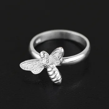 ACECARE 2019 Fashion rings 925 silver jewelry Wholesale Original Literature and Art Natural Wind Lovely Bee Ring Female Handwear
ACECARE 2019 Fashion rings 925 silver jewelry Wholesale Original Literature and Art Natural Wind Lovely Bee Ring Female Handwear
