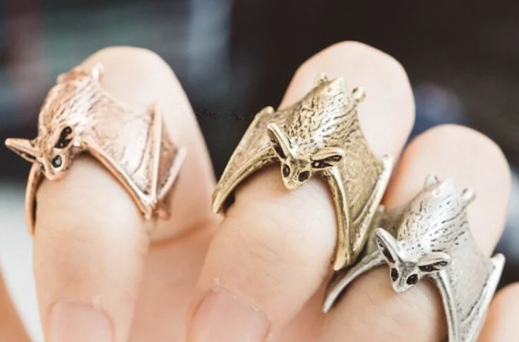 New Trendy Vintage Bat Rings Adjustable Animal Bat Promise Ring For Women Men Girl World Of Warcraft Aros Overwatch
New Trendy Vintage Bat Rings Adjustable Animal Bat Promise Ring For Women Men Girl World Of Warcraft Aros Overwatch