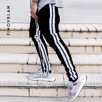 2018 New Autumn hip hop Mens Sportswear Pants Side Stripe zipper Jogger Pants Elastic Waist Vintage Casual Pants Streetwear
2018 New Autumn hip hop Mens Sportswear Pants Side Stripe zipper Jogger Pants Elastic Waist Vintage Casual Pants Streetwear