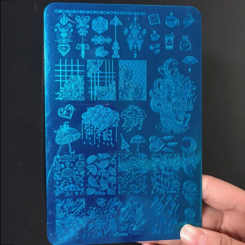 D01