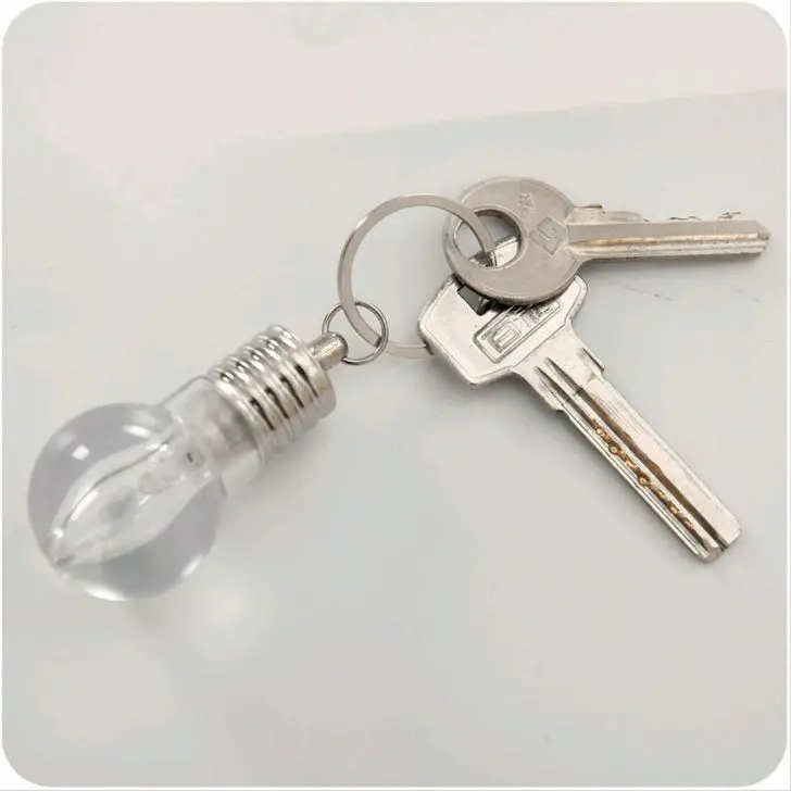 LED Flashlight Light Bulb Key Ring Keychain Lamp Torch Colorful color change Creative toys small gifts novelty jewelry
LED Flashlight Light Bulb Key Ring Keychain Lamp Torch Colorful color change Creative toys small gifts novelty jewelry