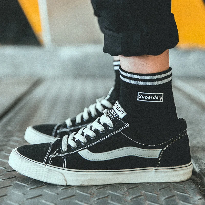Street Style Solid Color Crew Socks Harajuku Fashion Hombre Double Stripes Skateboard High Quality Ankle Cotton Tube Men's Sock
Street Style Solid Color Crew Socks Harajuku Fashion Hombre Double Stripes Skateboard High Quality Ankle Cotton Tube Men's Sock