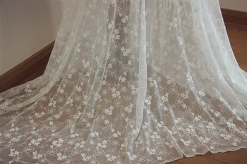 135cm width Delicate white embroidery lace fabric Embroidery lace trim Sewing wire netting garment accessories
135cm width Delicate white embroidery lace fabric Embroidery lace trim Sewing wire netting garment accessories