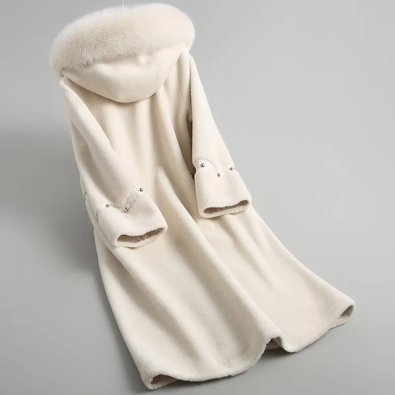 New Fashion WomenFur Coat Real Wool Female Jacket Sheep Shearing Fur Coats Warm Winter Jackets Natural Fox Fur Hood Z513
New Fashion WomenFur Coat Real Wool Female Jacket Sheep Shearing Fur Coats Warm Winter Jackets Natural Fox Fur Hood Z513