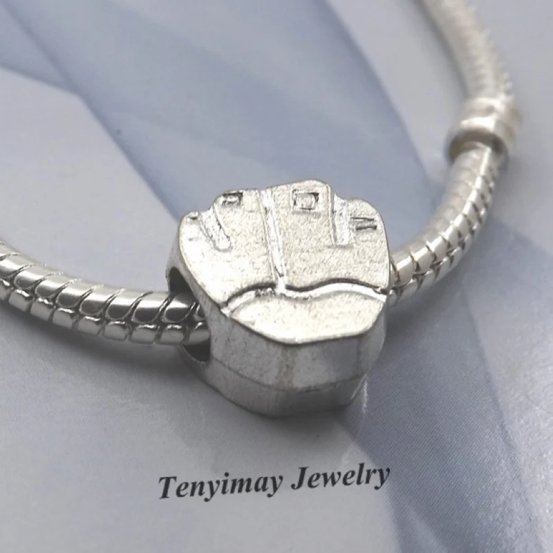 Hand Shape Antique Alloy Beads European Charm Beads For Snake Chain Bracelet LB839
Hand Shape Antique Alloy Beads European Charm Beads For Snake Chain Bracelet LB839