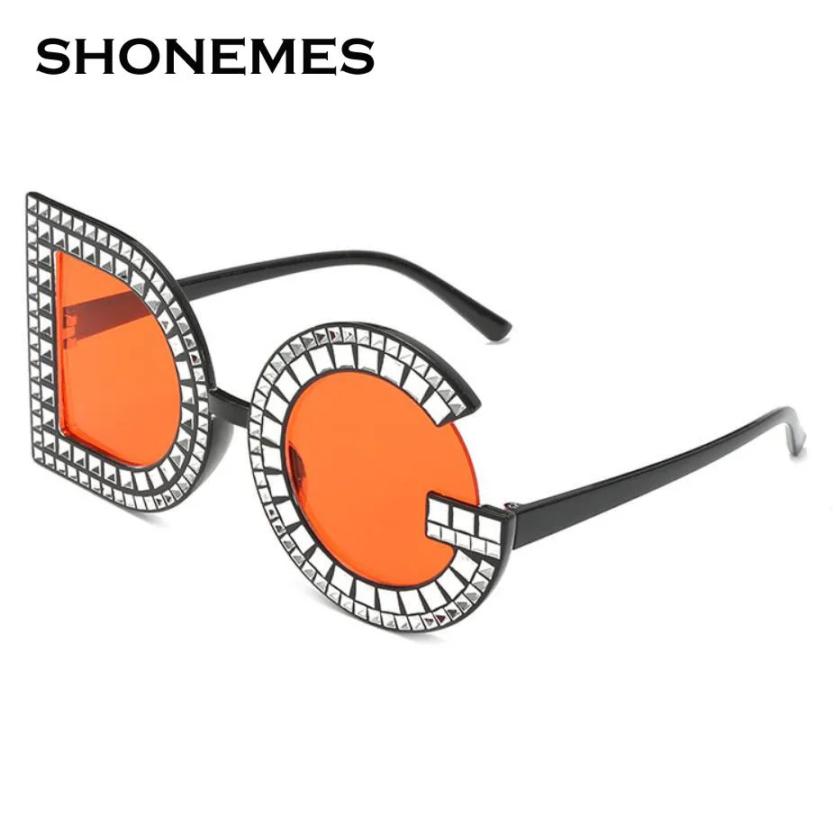 Fashion Crystal Diamond Sunglasses Women Brand Designer Personality Shades For Ladies Vintage Luxury Eyewear Retro Sun Glasses
Fashion Crystal Diamond Sunglasses Women Brand Designer Personality Shades For Ladies Vintage Luxury Eyewear Retro Sun Glasses