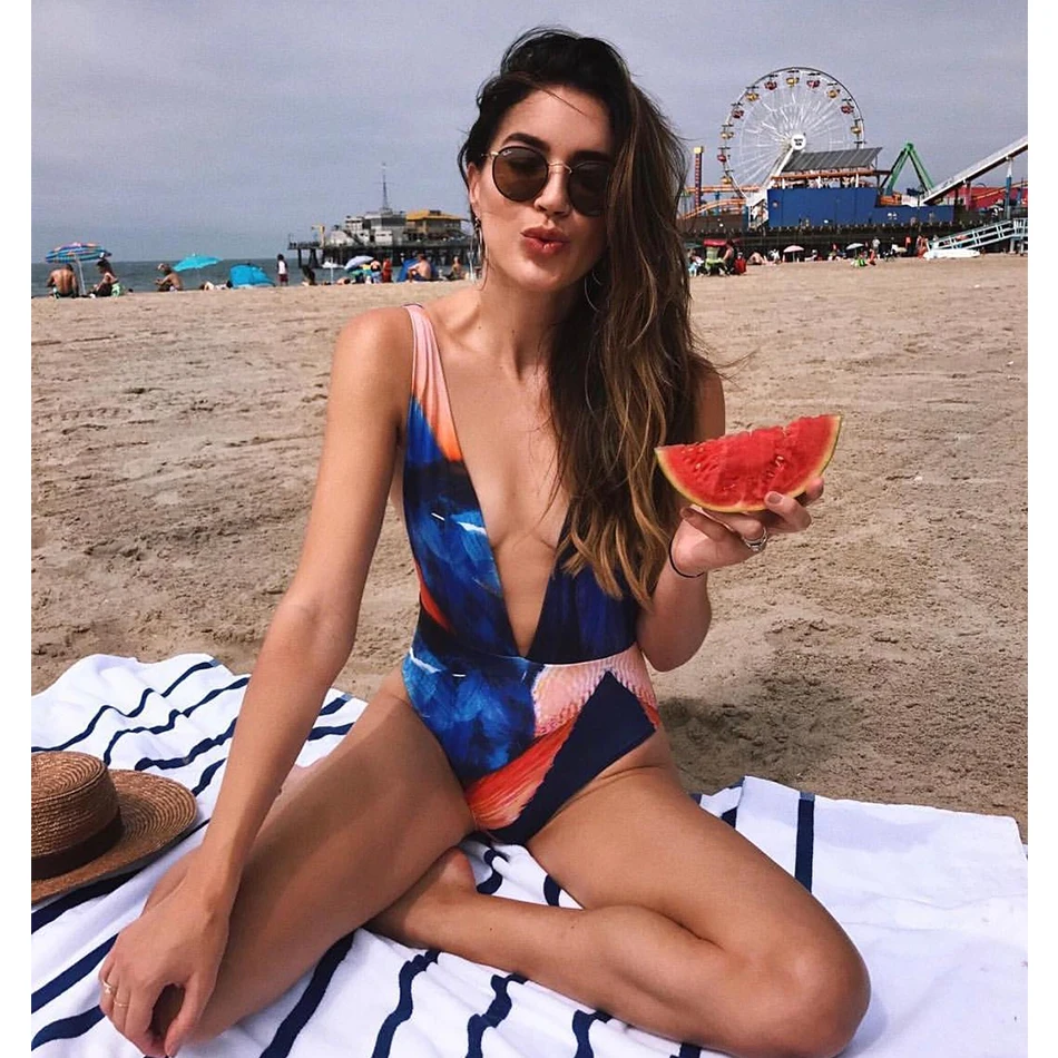 Sexy Deep V One Piece Swimsuit Printed Backless Swimwear abstract Pattern Monokini Bathing Suit Maillot De Bain Bodysuit
Sexy Deep V One Piece Swimsuit Printed Backless Swimwear abstract Pattern Monokini Bathing Suit Maillot De Bain Bodysuit