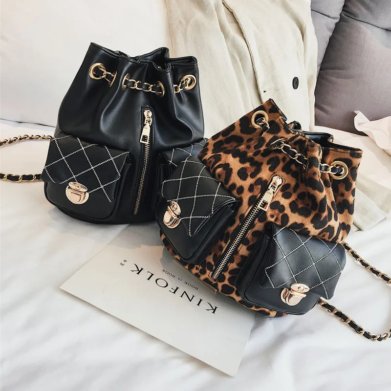 Xiao Xiangfeng Ling Chain Double Shoulder Bag Female 2018 New Korean Baitao Leopard-print Single Shoulder Skew Barrel Backpack
Xiao Xiangfeng Ling Chain Double Shoulder Bag Female 2018 New Korean Baitao Leopard-print Single Shoulder Skew Barrel Backpack
