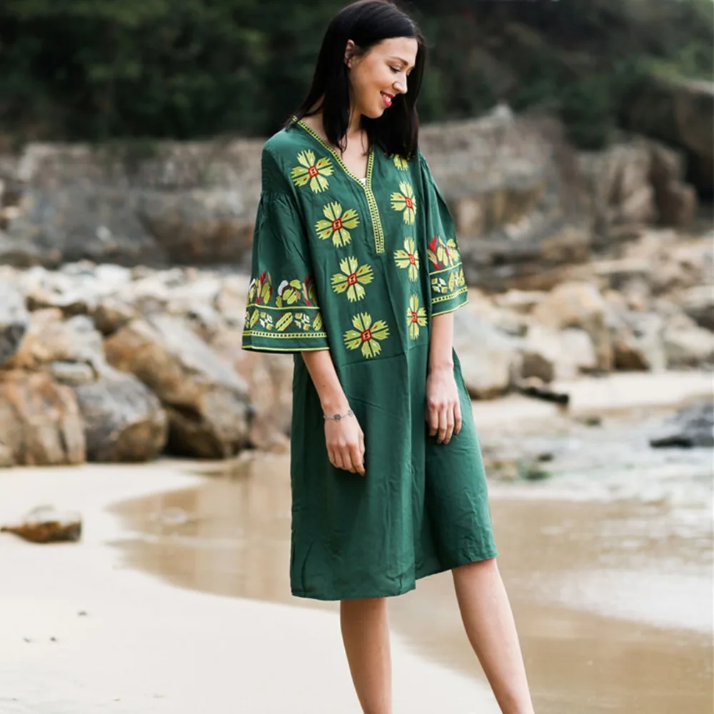 Hot Sale Vintage Mexican Boho Floral Embroidered Dress Mori girl Design New Ethnic Loose Chic Women Dress Free Shipping
Hot Sale Vintage Mexican Boho Floral Embroidered Dress Mori girl Design New Ethnic Loose Chic Women Dress Free Shipping