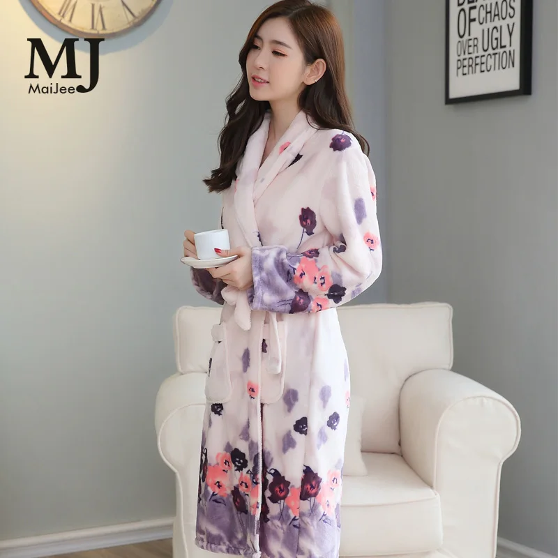 X024 MaiJee Flannel large Robe Bathrobe Bath Robe Flannel Ladies Pajamas Robe Female Thick Female Bathrobe Bridesmaid Sleepwear
X024 MaiJee Flannel large Robe Bathrobe Bath Robe Flannel Ladies Pajamas Robe Female Thick Female Bathrobe Bridesmaid Sleepwear
