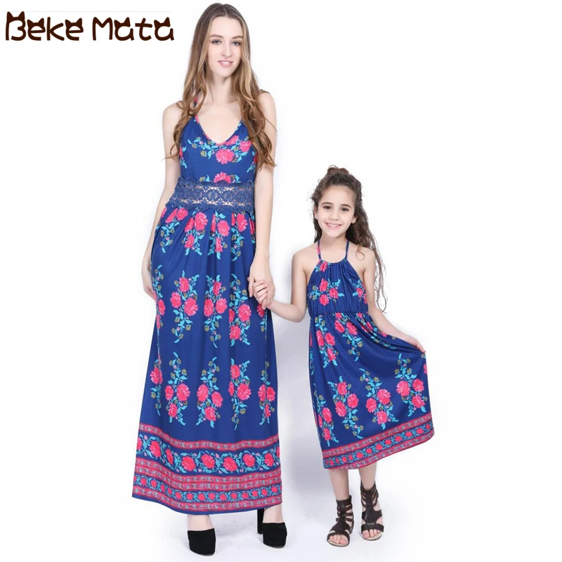 Mother Daughter Dresses Sleeveless Mommy And Me Clothes Summer 2019 Lace Patchwork Flower Print Family Mom Daughter Maxi Dress
Mother Daughter Dresses Sleeveless Mommy And Me Clothes Summer 2019 Lace Patchwork Flower Print Family Mom Daughter Maxi Dress
