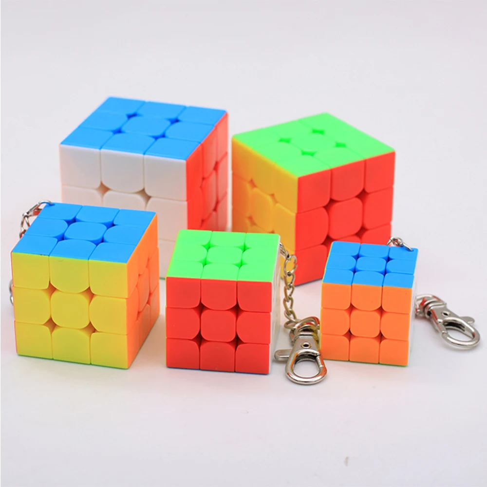 5PCS/set MoYu Mofangjiaoshi Speed Keychains Magic Cube 3*3*3 on 3x3x3 Mini Classroom's Cubes with Key Ring 3 3.5 4 4.5 5CM
5PCS/set MoYu Mofangjiaoshi Speed Keychains Magic Cube 3*3*3 on 3x3x3 Mini Classroom's Cubes with Key Ring 3 3.5 4 4.5 5CM